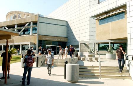 picture showing the front of the Learning Resources building